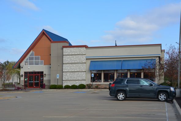 11501 Maumelle Blvd, North Little Rock, AR 72113